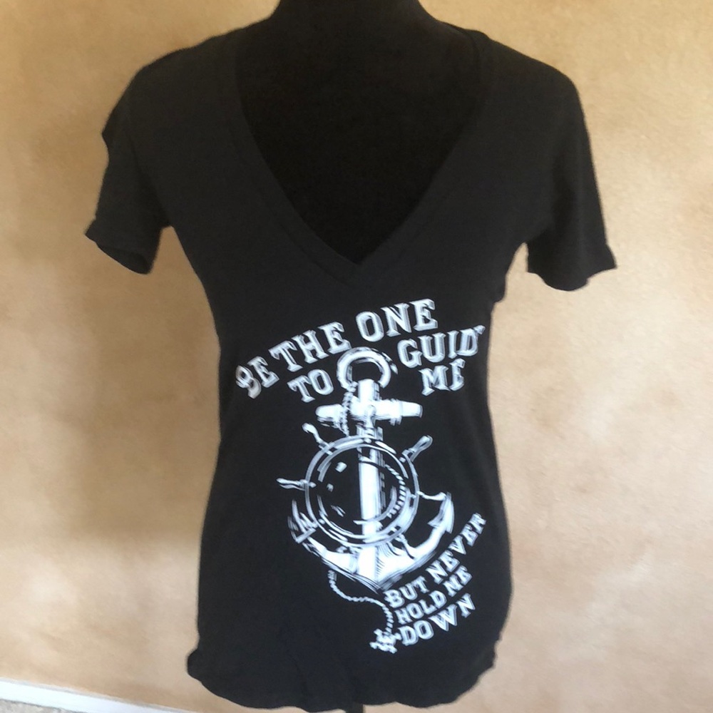 NWOT BEAUTIFUL DISASTER TEE
